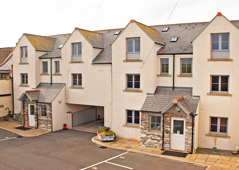 For Sale FLAT 7 NINIANS LANDING Isle of Whithorn, Newton Stewart