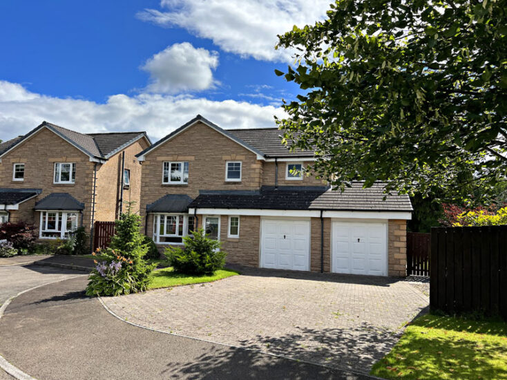 For Sale 39 LONGACRE ROAD Castle Douglas, DG7 3EF