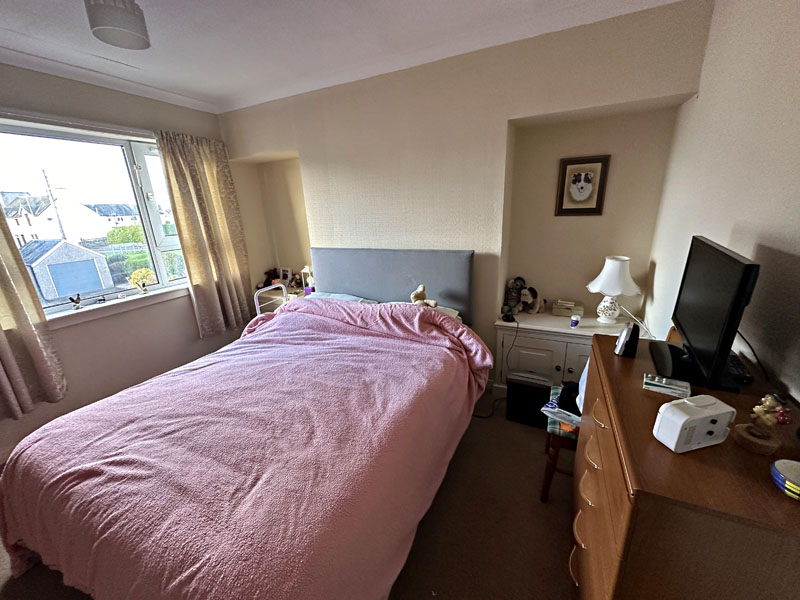 For Sale No' 4 ALVINGHAM AVENUE Castle Douglas, DG7 1JF