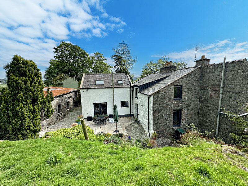 For Sale No'4 ALVINGHAM AVENUE Castle Douglas, DG7 1JF